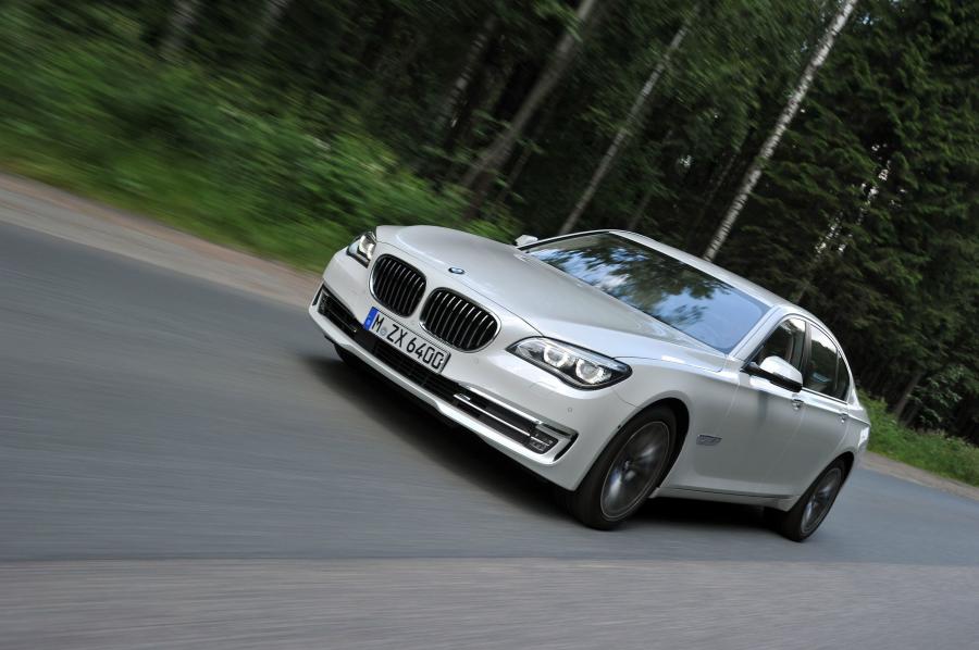  BMW 7-Series 2013 года  (фото 105 из 123)